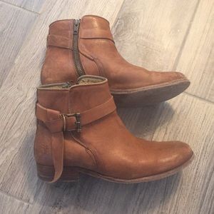 Frye Melissa knot short boots